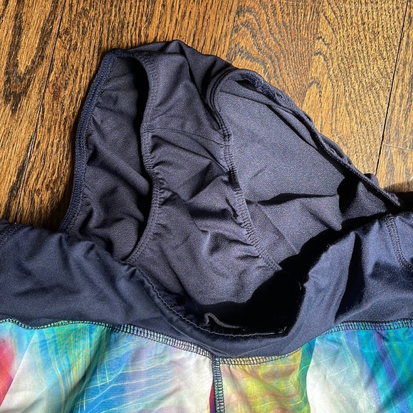 Athleta running shorts - Picture 4 of 7